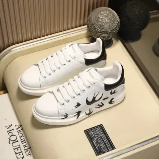 Alexander McQueen Oversized Sneaker White Black Silhouette Leather Upper Lifestyle Sneakers