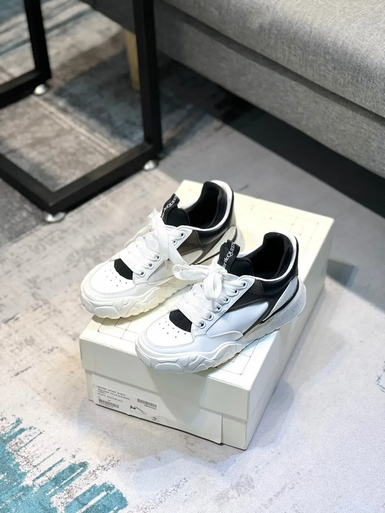 Alexander McQueen Oversized Sneaker White Black Speckled Sole Chunky Sneakers 7