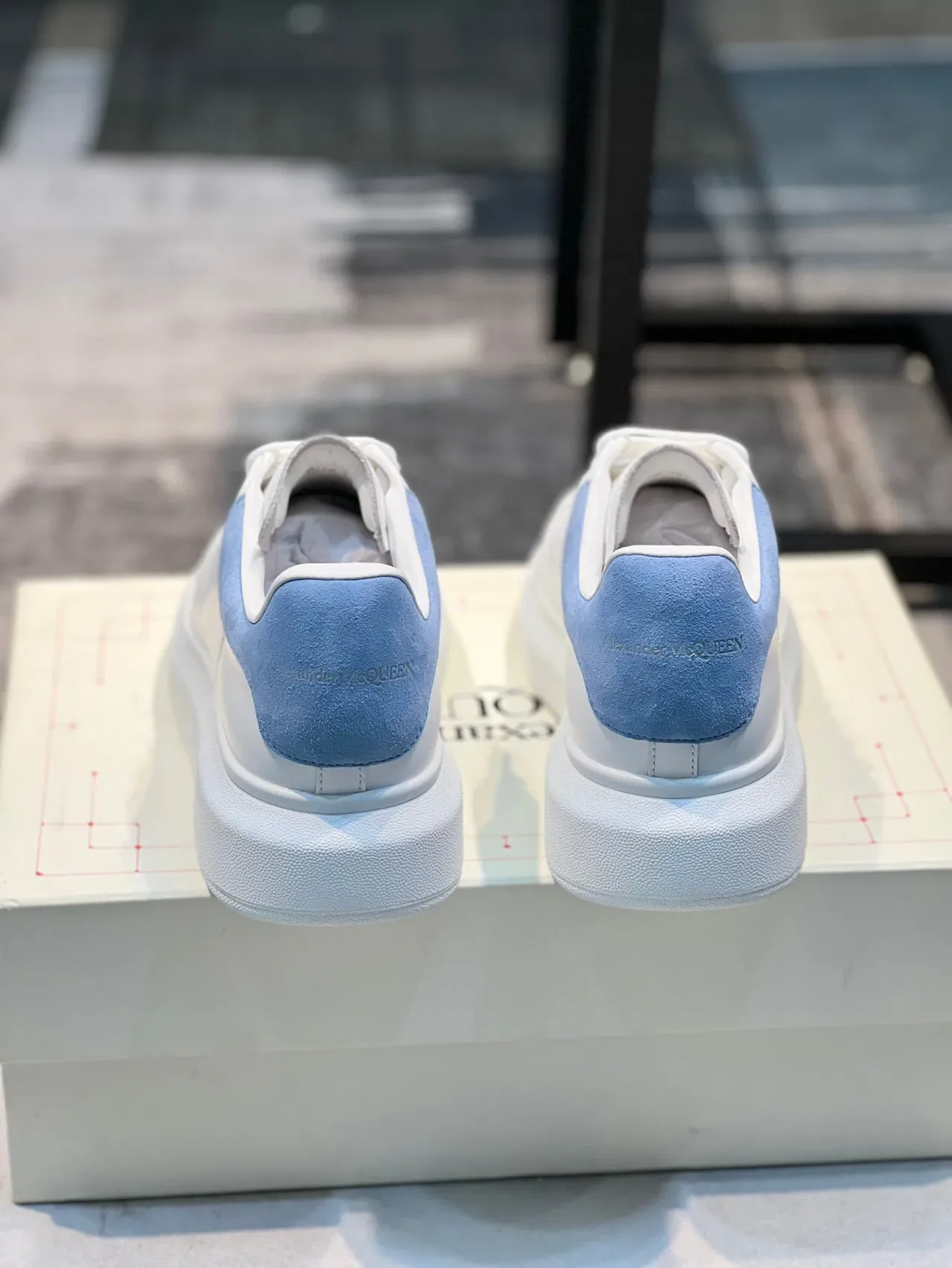 Alexander McQueen Oversized Sneaker White Blue Platform Sole Smooth Leather Upper Lifestyle Sneakers 2