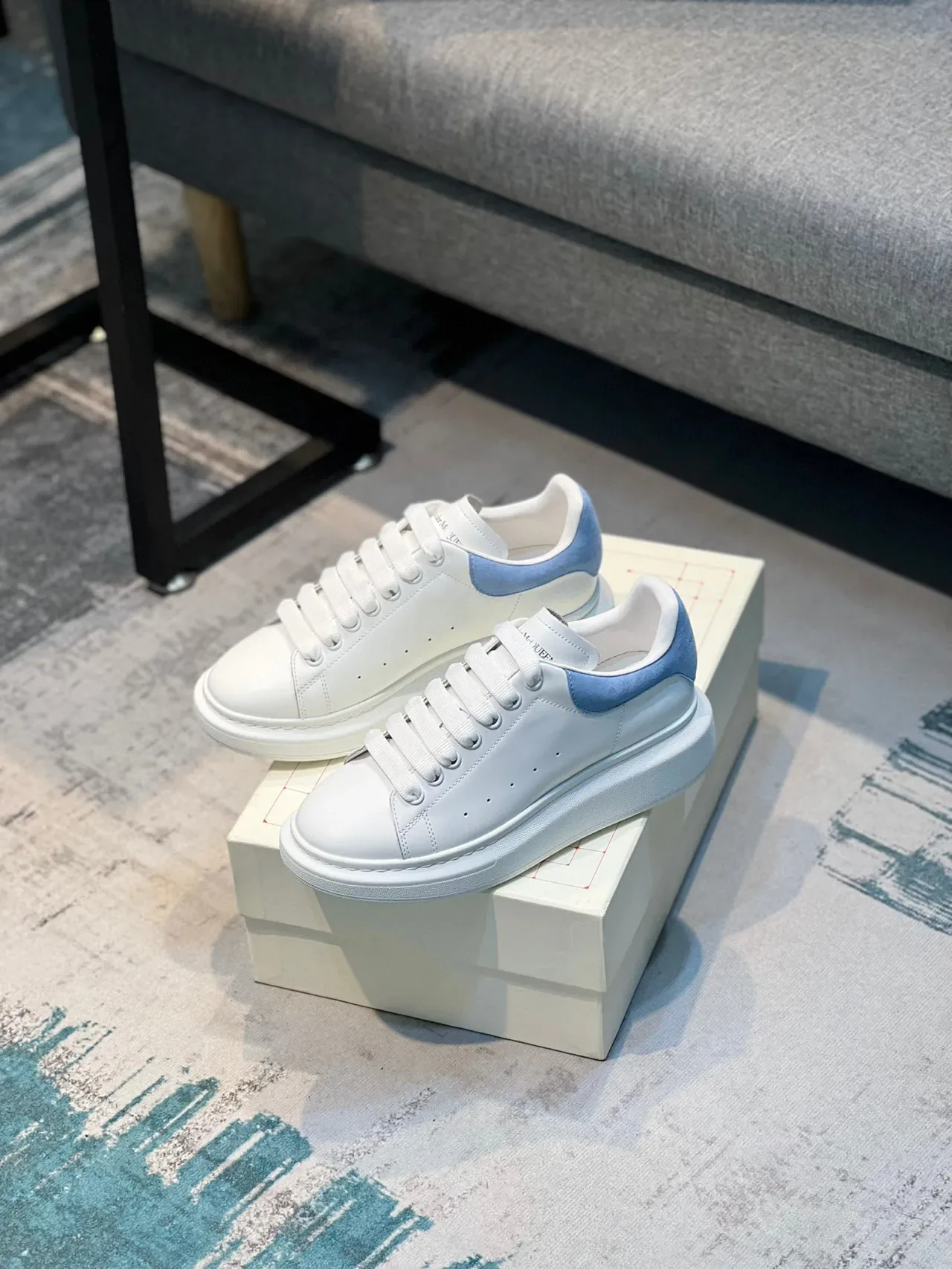 Alexander McQueen Oversized Sneaker White Blue Platform Sole Smooth Leather Upper Lifestyle Sneakers 7