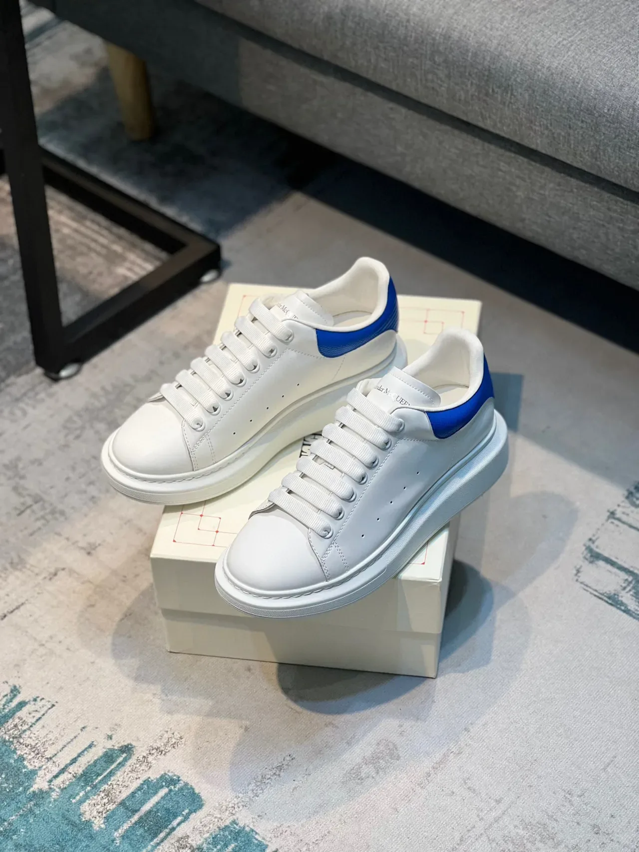 Alexander McQueen Oversized Sneaker White Blue Platform Sole Smooth Leather Upper Lifestyle Sneakers 7