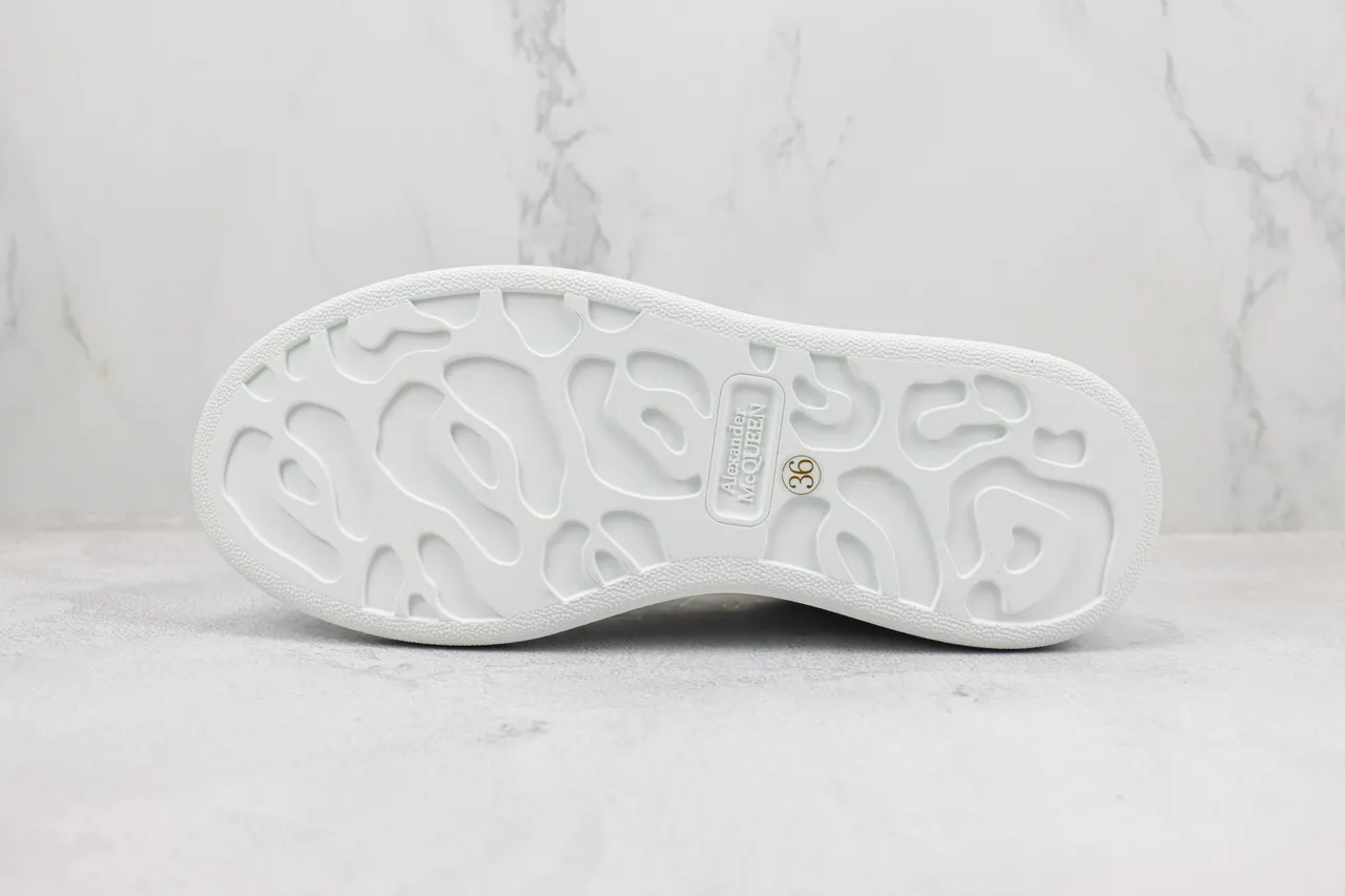 Alexander McQueen Oversized Sneaker White Silver Platform Sole Smooth Leather Upper Lifestyle Sneakers 8