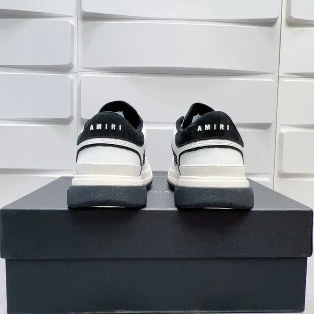 Amiri MA Court Blanc et Noir Sneakers Lifestyle 8
