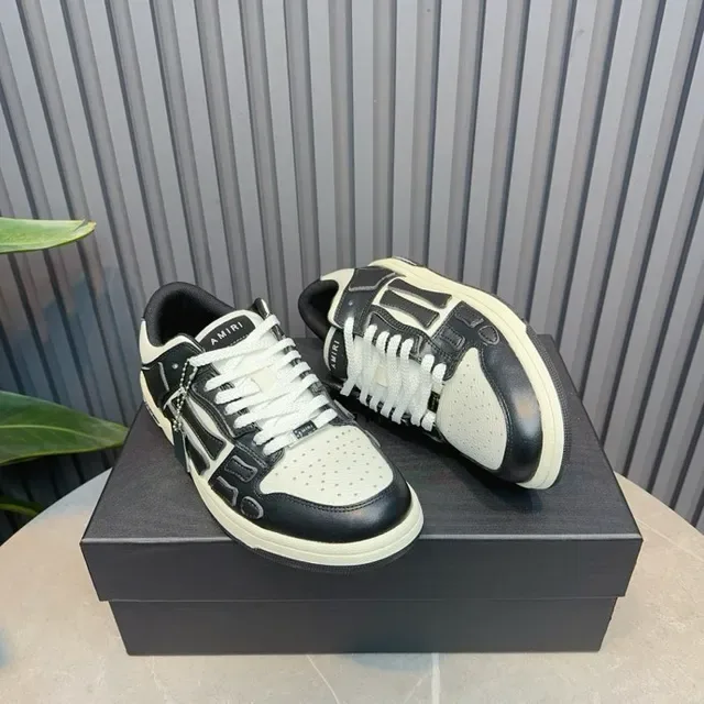 Amiri Skel Top Low tênis lifestyle preto e branco 4