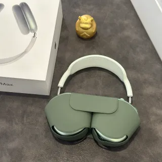 Apple AirPods Max Sage Green Over-ear Headphones