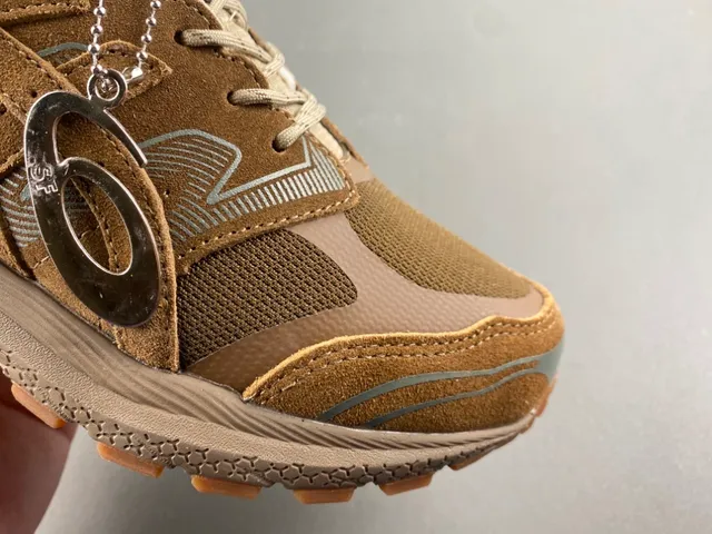 ASICS Gel-Kayano أحذية رياضية أسلوب حياة بنية سود وميش 2