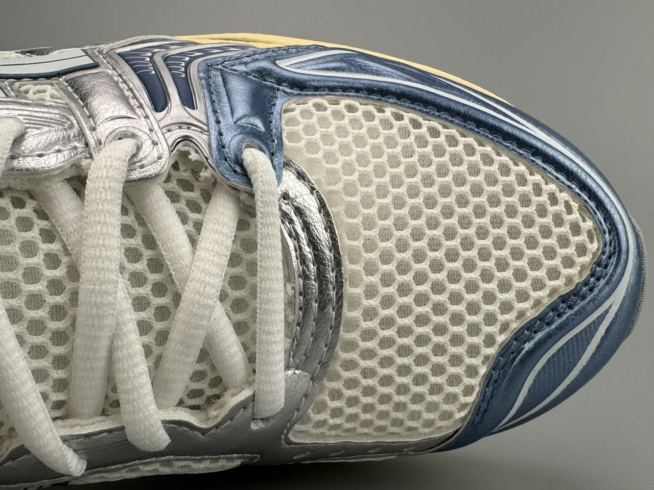 ASICS Gel-Kayano Navy and Silver Mesh chaussures de course 2