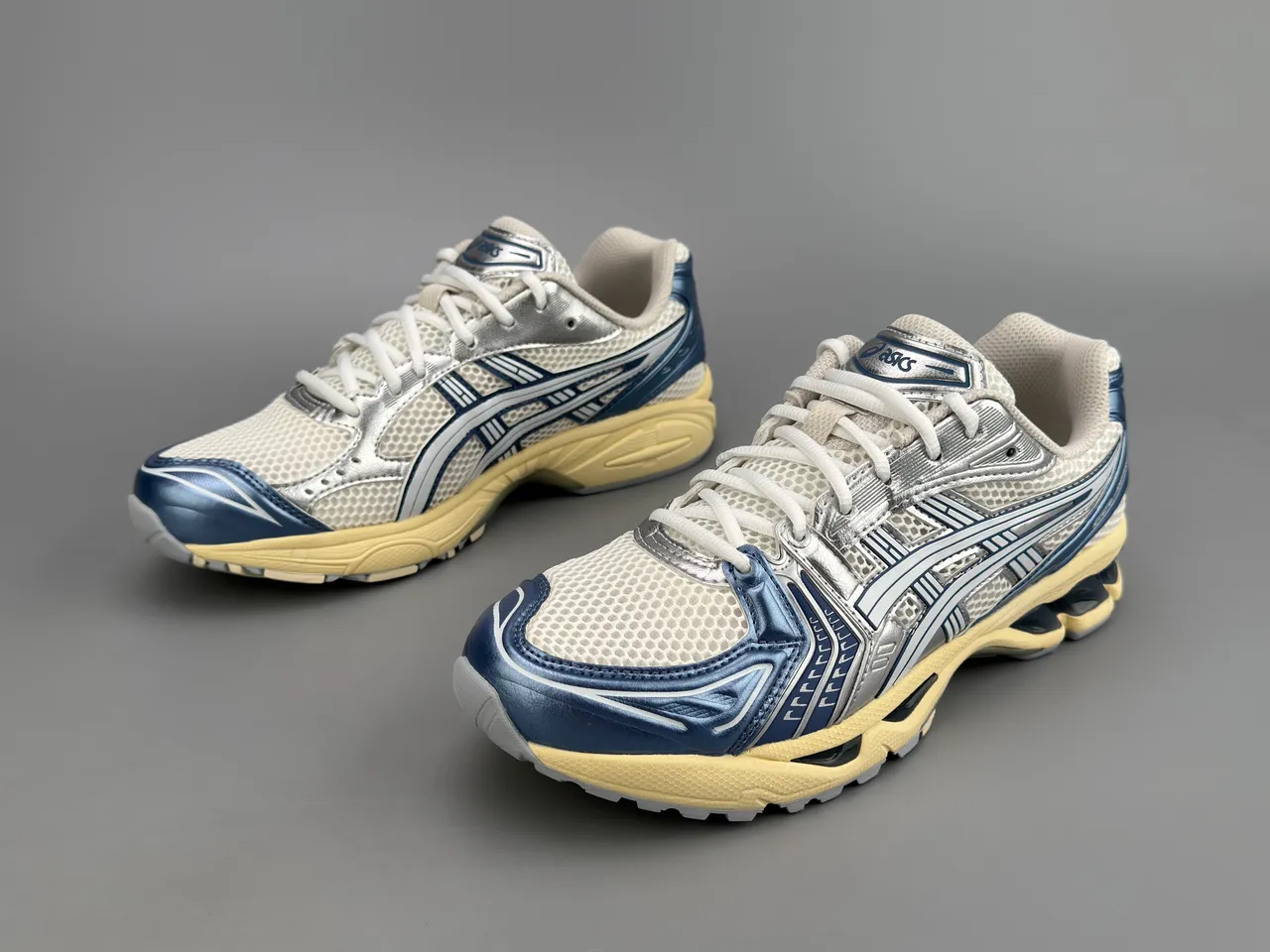 ASICS Gel-Kayano Navy and Silver Mesh chaussures de course 5