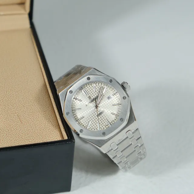 Audemars Piguet Royal Oak Silver Tapisserie Dial Mechanical Watch 2