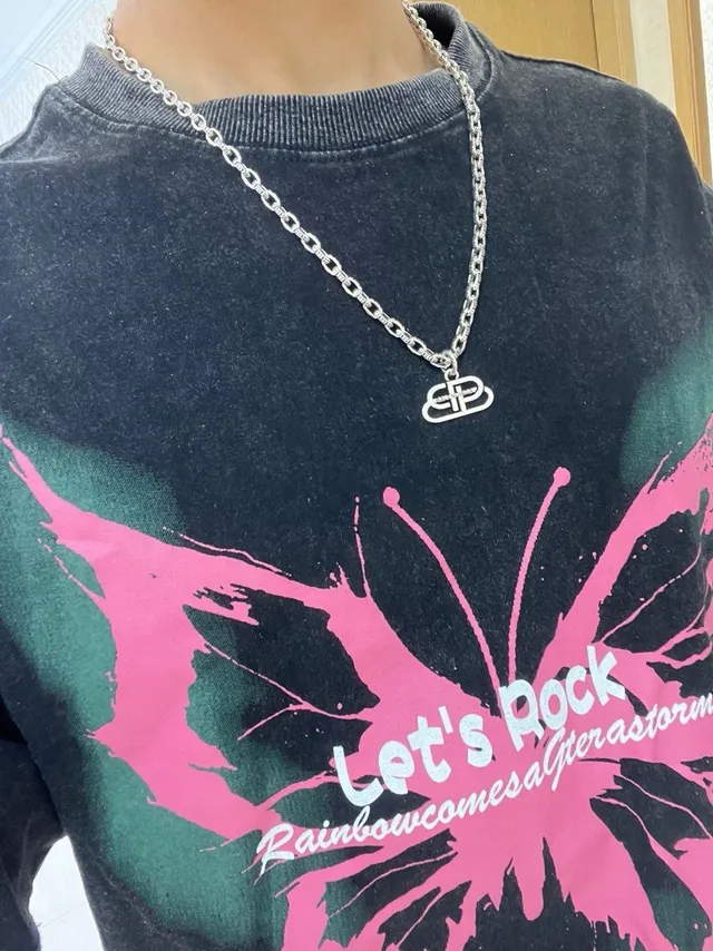Balenciaga BB Chain Colar com pingente de logo de dois tons 5