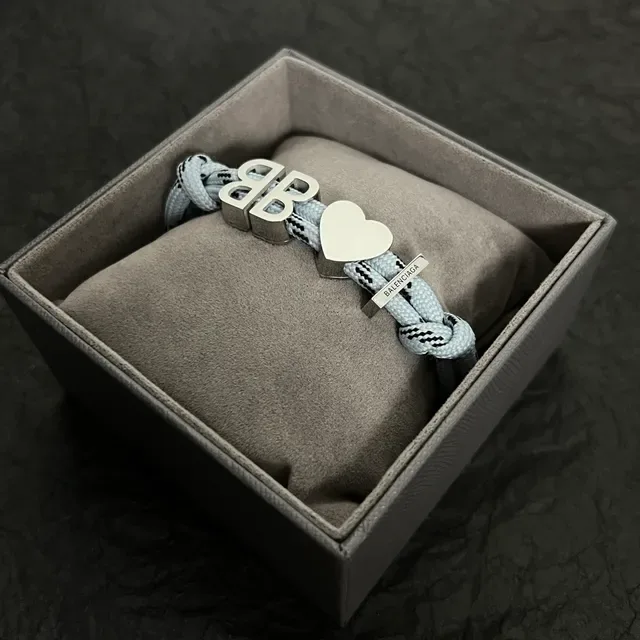 Balenciaga BB Heart Bracelet Corde Gris Argent Tressé Interlocking Logo 3