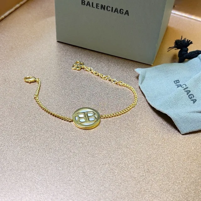 Bracelet Balenciaga BB Logo Or Chaîne Curb Blanc Pendentif Circulaire Bracelet 4