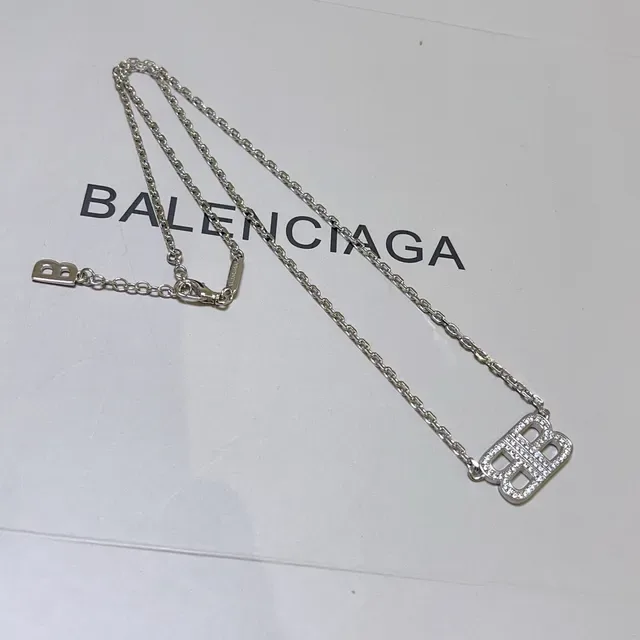 قلادة بالينسياغا BB Logo باڤيه دبل ب 6