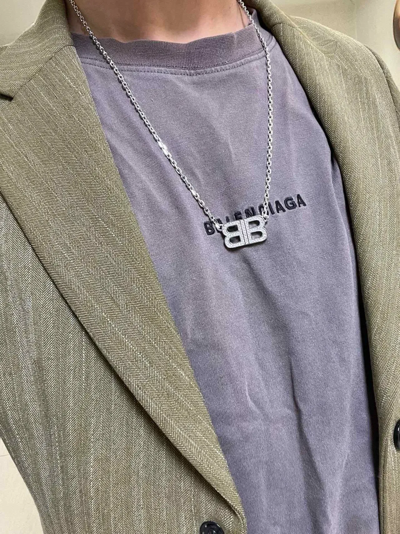 قلادة بالينسياغا BB Logo باڤيه دبل ب 8