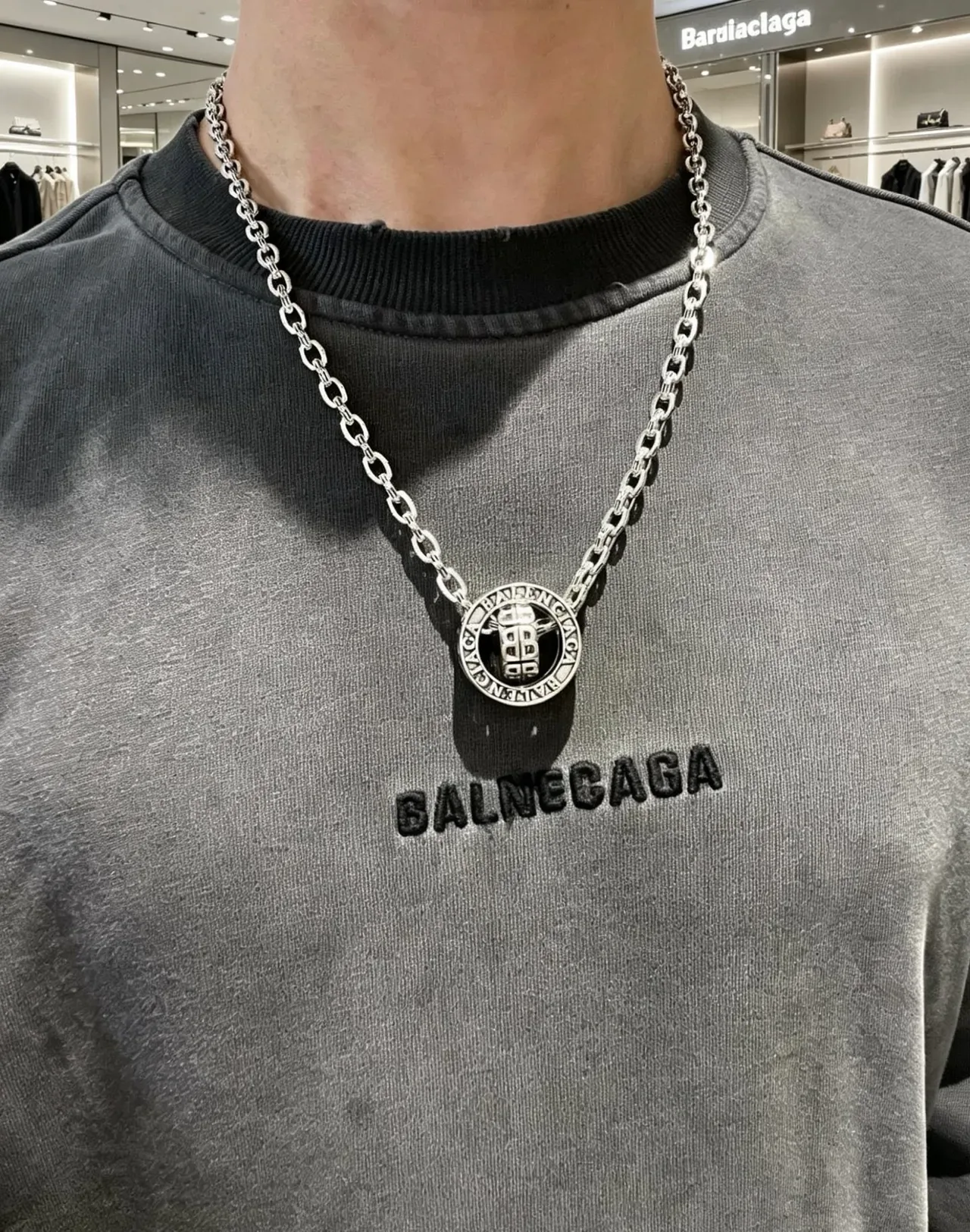 Balenciaga BB Collier pendentif Argent et Or-Ton 7