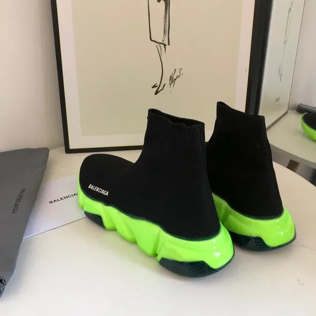 Balenciaga Sneakers lifestyle noir et vert avec upper en maille col cheville haut ajustement chaussette 3