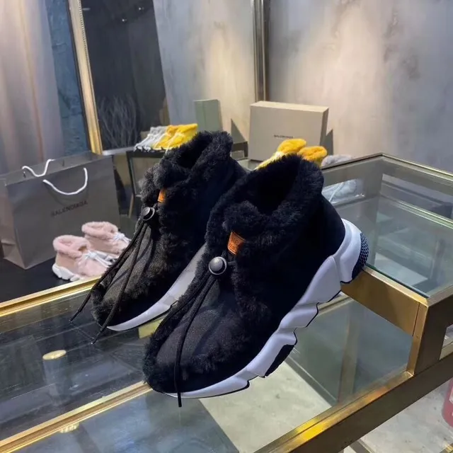 Balenciaga Preto Branco Slip-On High-Top Colar de Pelúcia Tênis Chunky 5