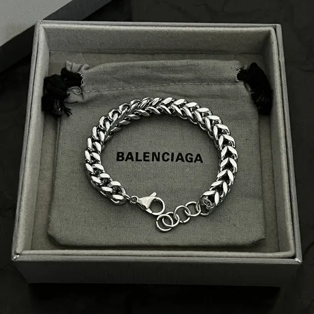 Balenciaga سوار كرب لينك فضي 6