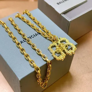 Balenciaga 四叶形吊坠 粗链 项链