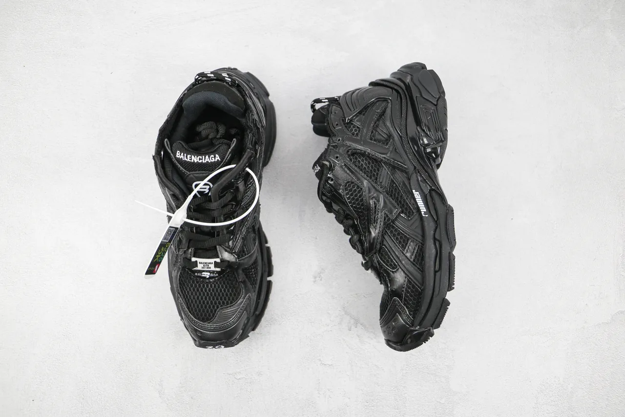 Balenciaga Runner Monochrome Black Chunky Sneakers 8