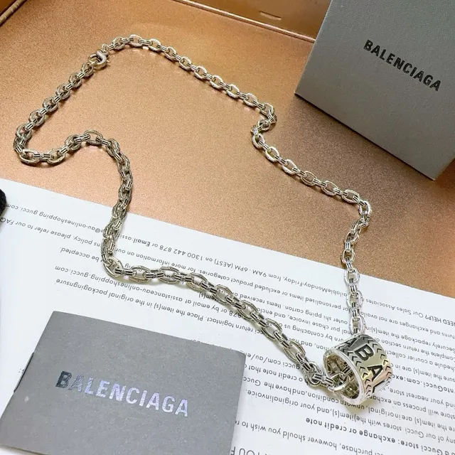 Balenciaga Colar Corrente Prata Pingente Cilíndrico 4