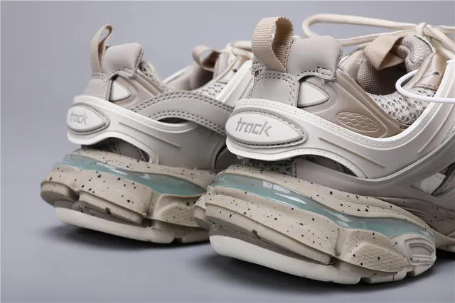 Balenciaga Track Sneaker Sneakers Chunky Blanc Lait Macaroon 2