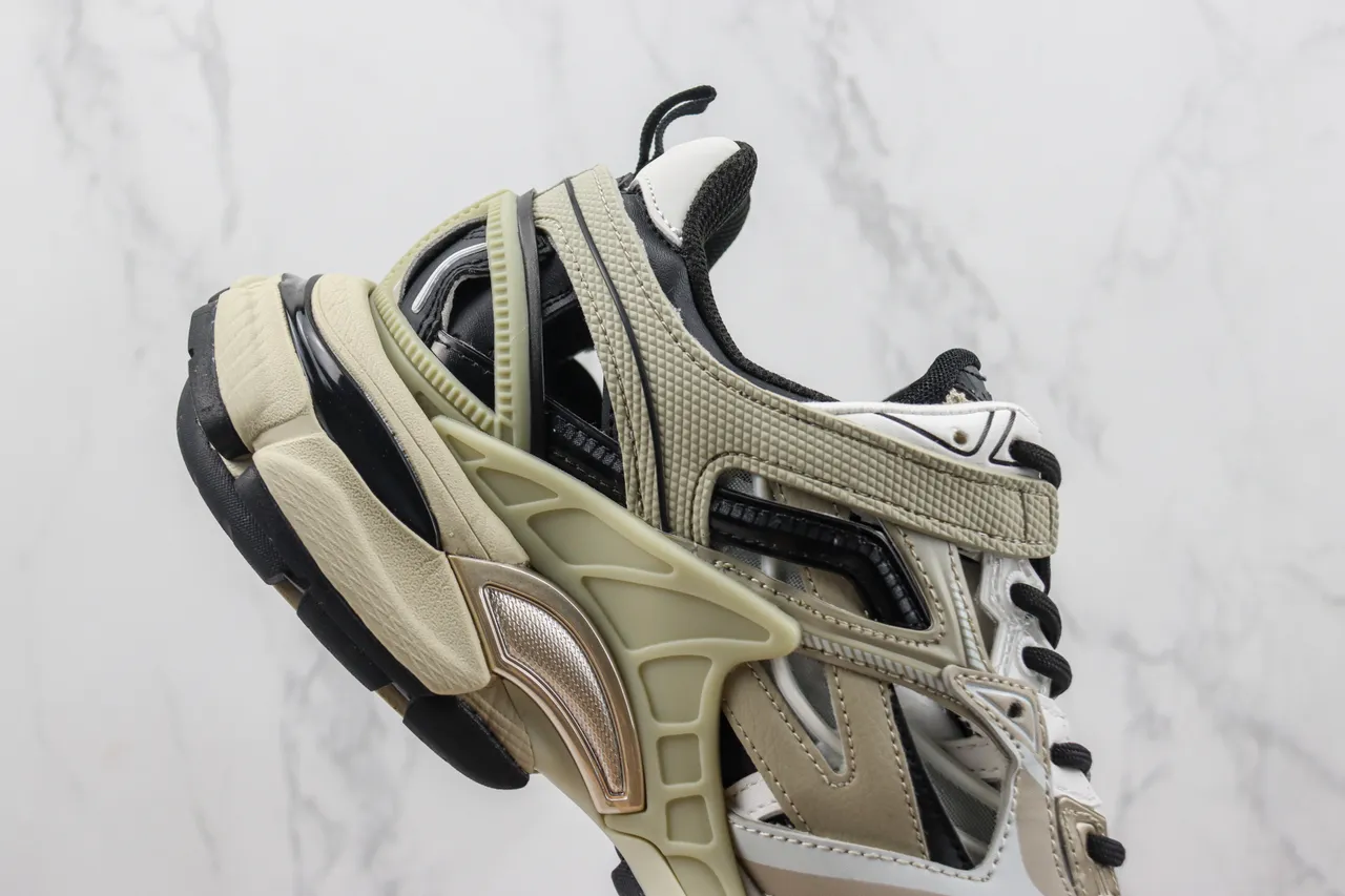Balenciaga Track Trainer Tênis Chunky Bege e Preto 5