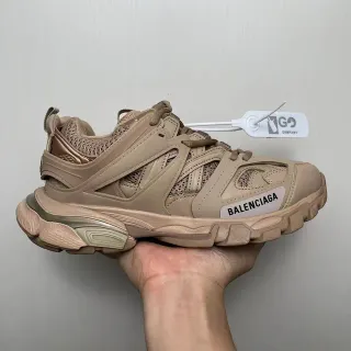 Balenciaga Track Trainer Beige حذاء رياضي سميك
