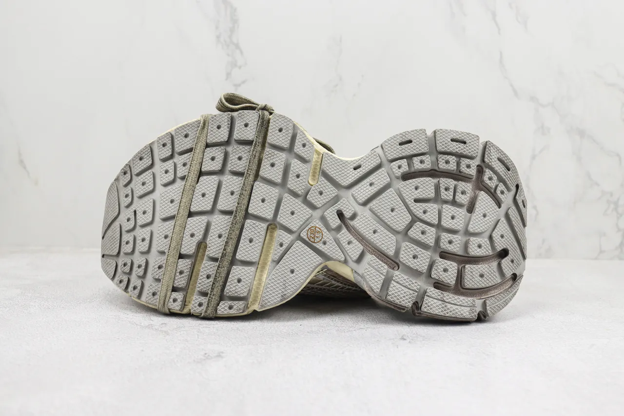 Balenciaga Track Trainer tênis chunky bege cinza 8