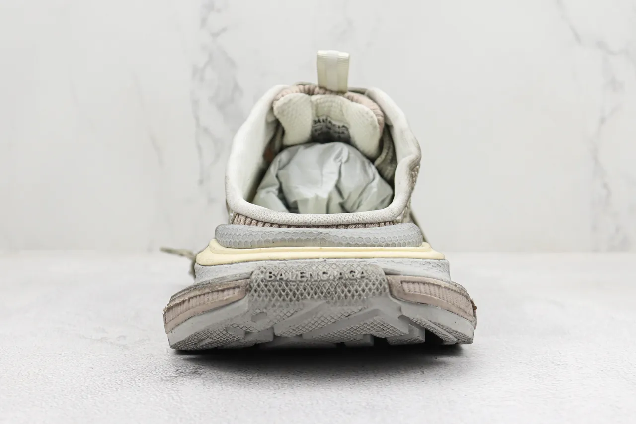 Balenciaga Track Trainer tênis chunky bege cinza 9