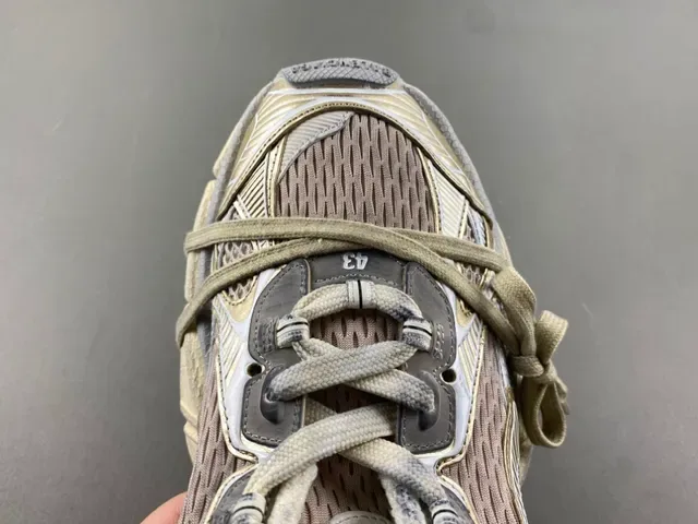 Balenciaga Track Trainer Bege Cinza Dourado Tênis Chunky 5