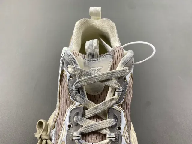 Balenciaga Track Trainer Bege Cinza Dourado Tênis Chunky 6