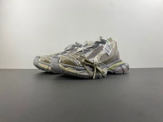 Balenciaga Track Trainer Bege Cinza Dourado Tênis Chunky 10