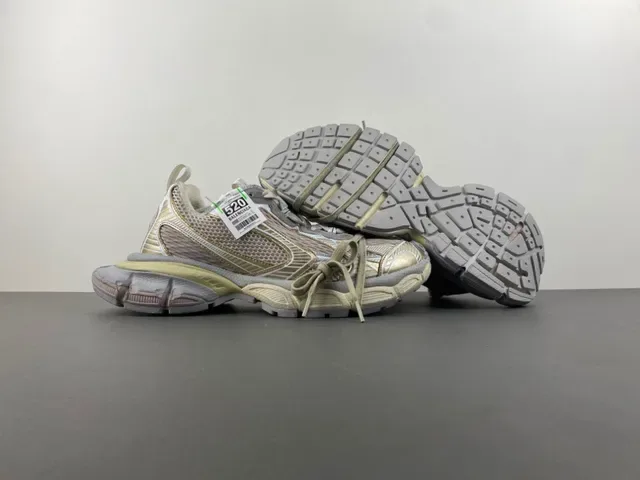 Balenciaga Track Trainer Bege Cinza Dourado Tênis Chunky 12