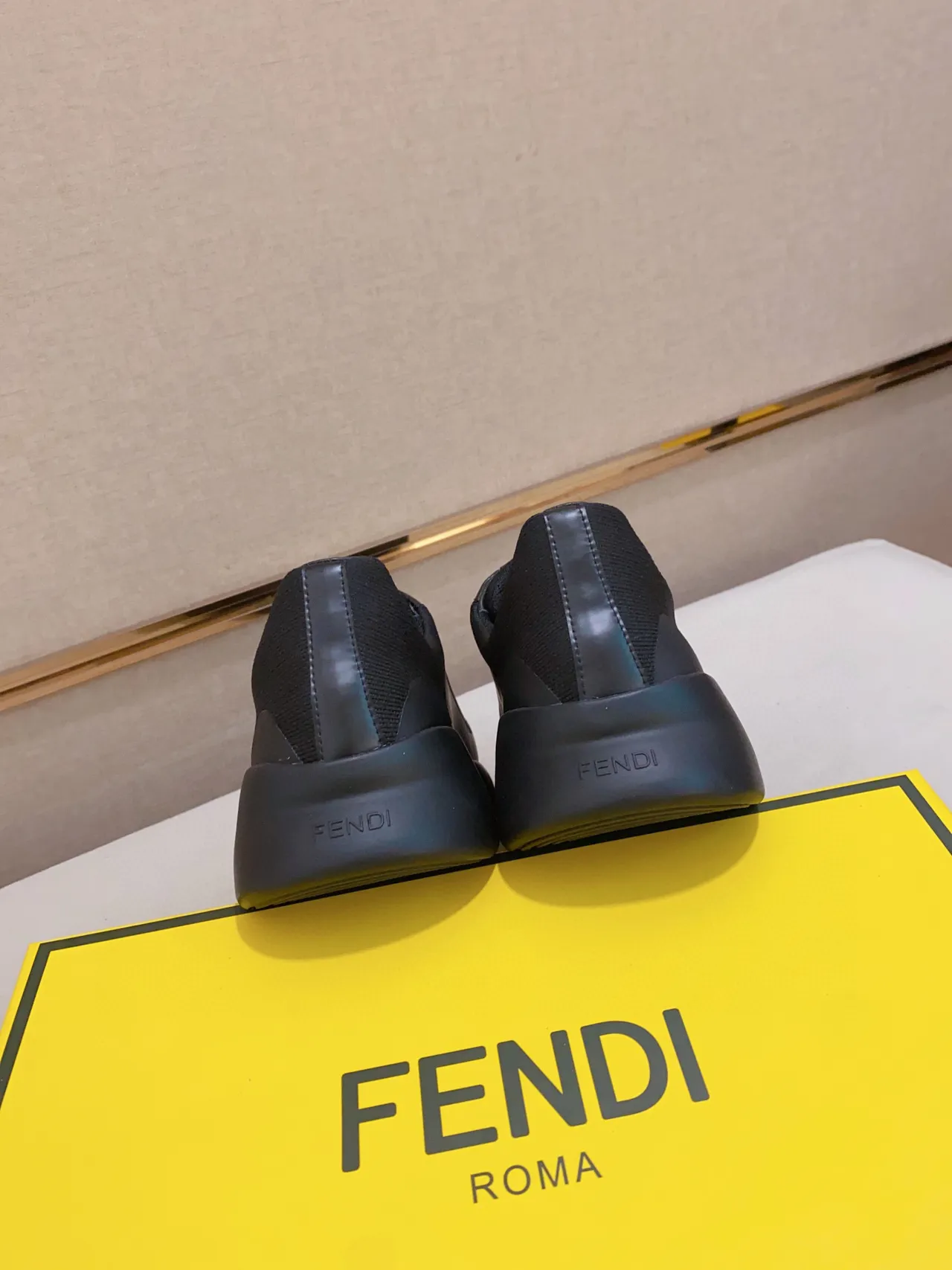 Balenciaga Track Trainer zapatillas negras con suela gruesa 4