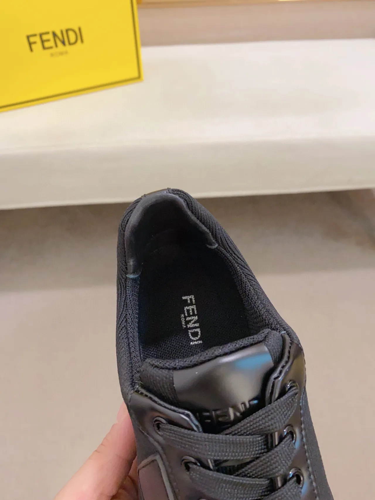 Balenciaga Track Trainer zapatillas negras con suela gruesa 5