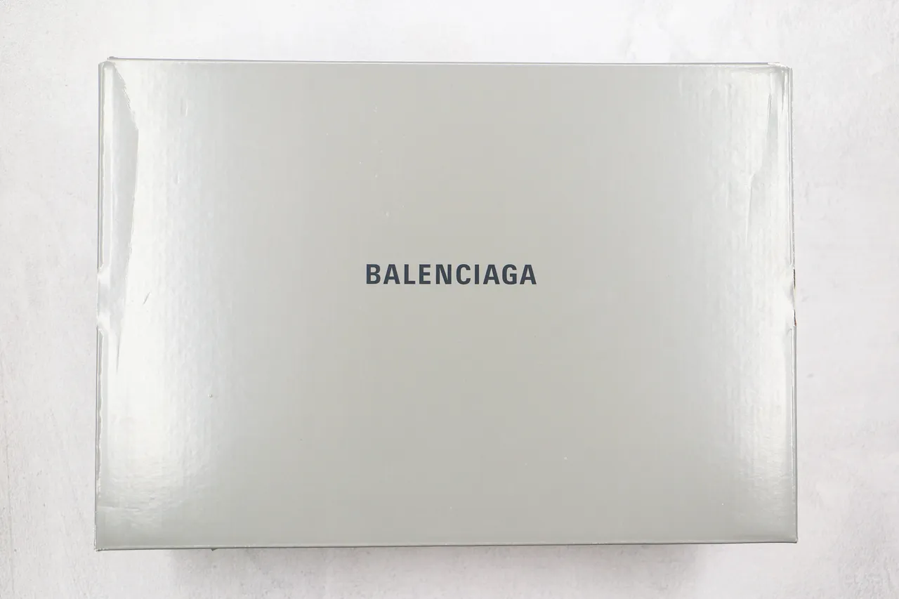 Balenciaga Track Trainer Off-White and Black tênis chunky 7