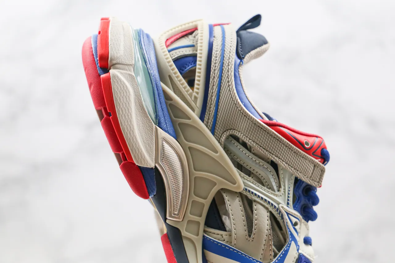 Balenciaga Track Trainer Off-White Blue Red tênis com sola grossa 4