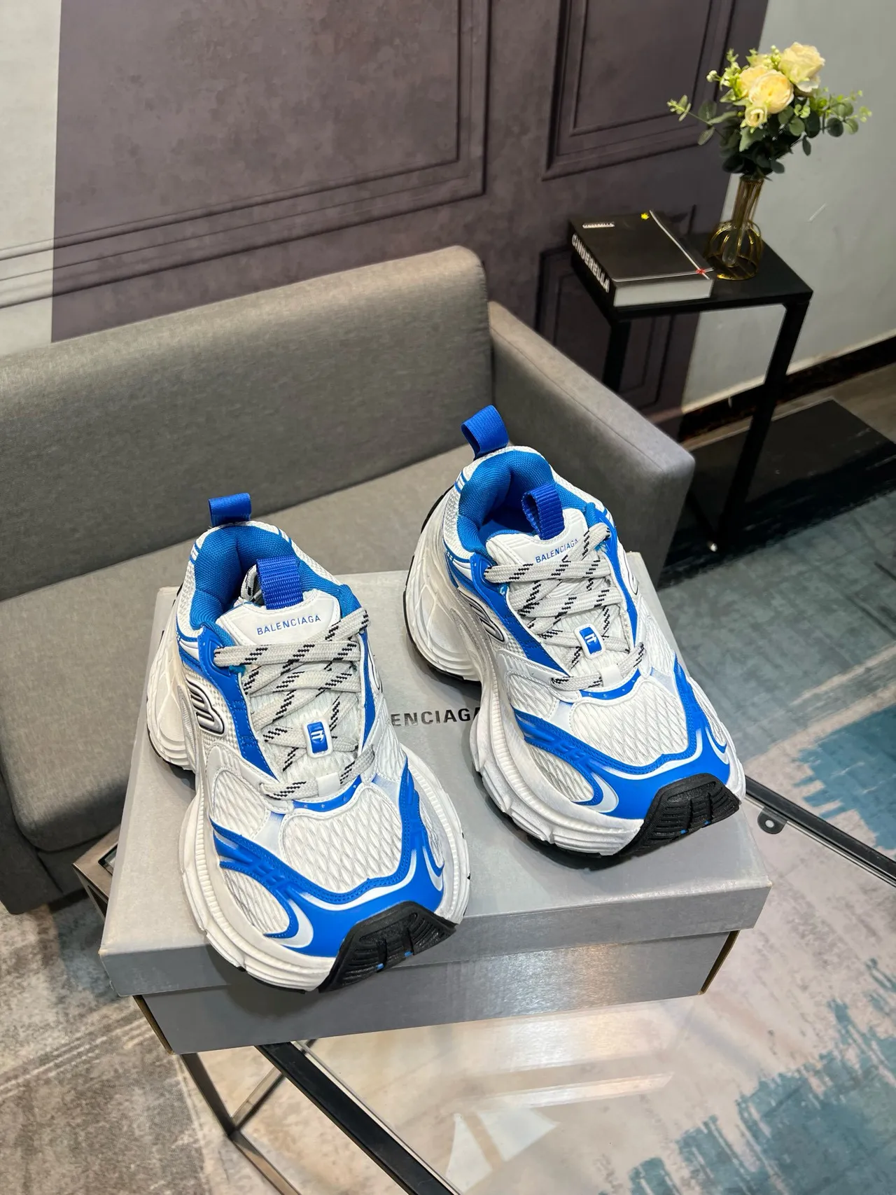 Balenciaga Track Trainer Baskets blanches et bleues chunky 5