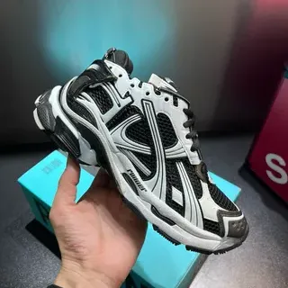 Balenciaga Track Trainer أحذية رياضية سميكة بيضاء وسوداء