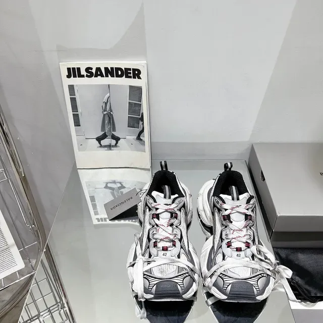 Balenciaga Track Trainer حذاء رياضي أبيض رمادي أسود سميك 9