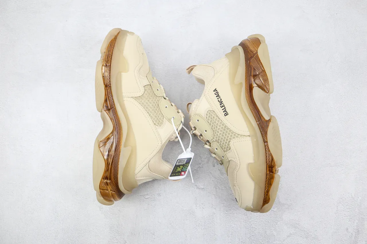 Balenciaga Triple S Bege e Âmbar Sneakers Chunky Translúcidas 2