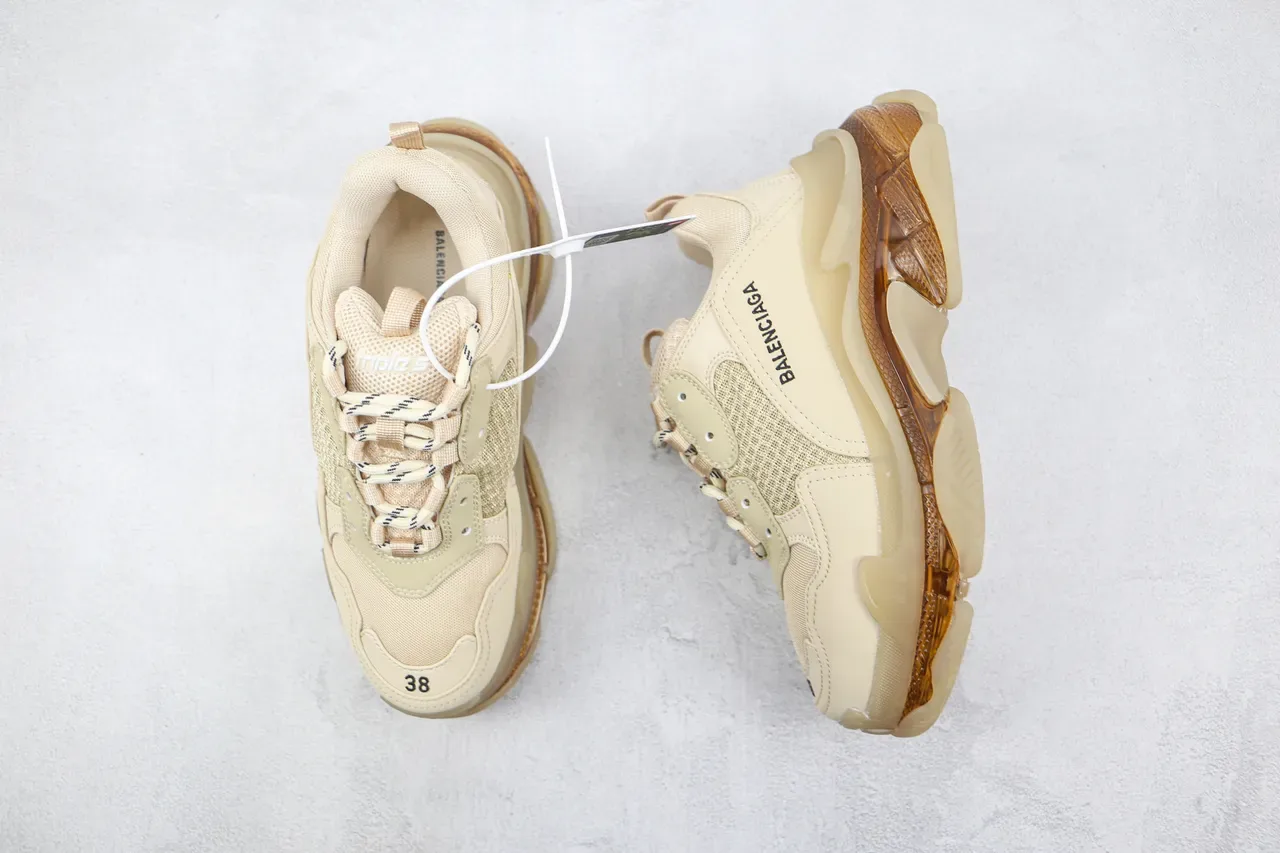 Balenciaga Triple S Bege e Âmbar Sneakers Chunky Translúcidas 3