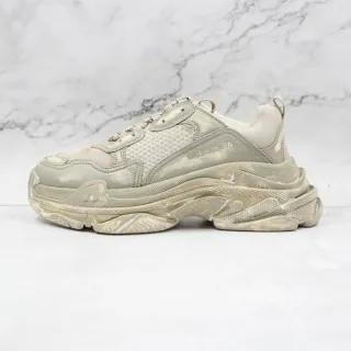 Balenciaga Triple S Beige Zapatillas Desgastadas Chunky