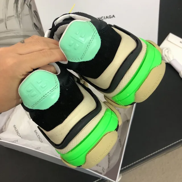 Balenciaga Triple S Vert Néon Noir Sneakers Chunky 4