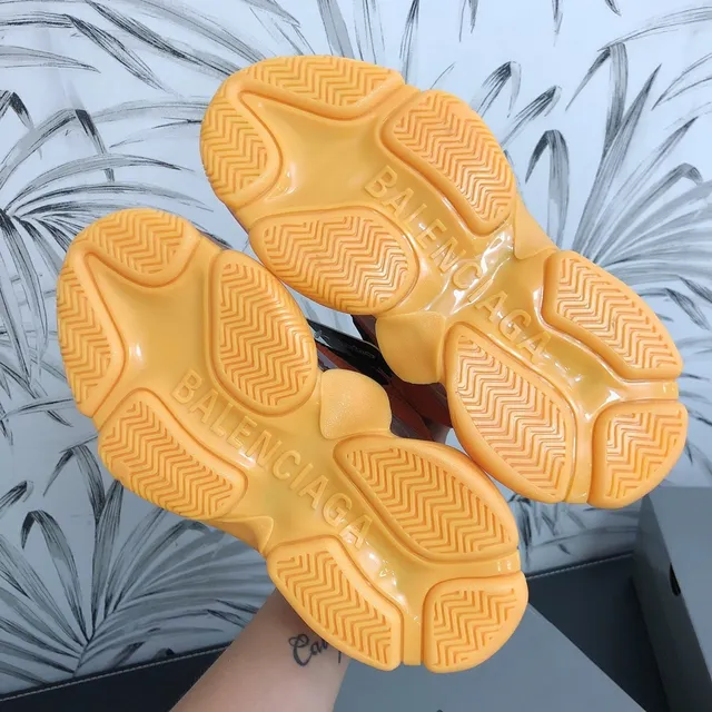 Balenciaga Triple S sneakers orange jaune blanc à semelle épaisse 4