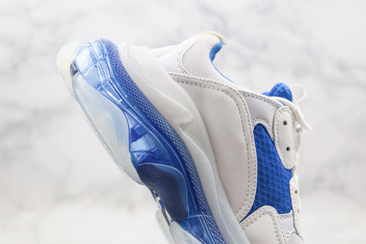 Balenciaga Triple S chaussures chunky blanches et bleues 4