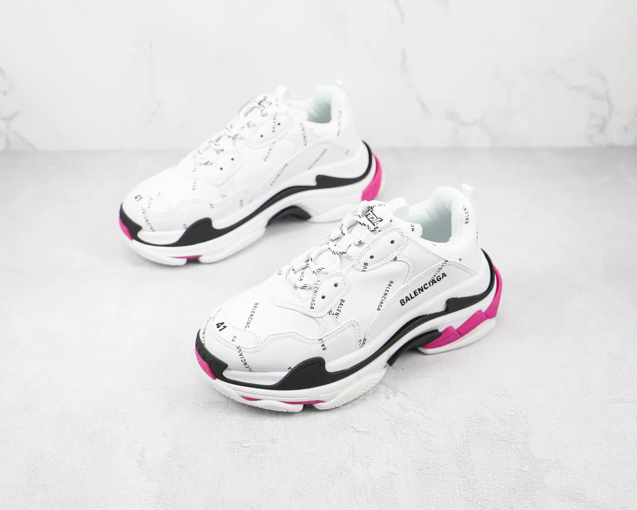 Balenciaga Triple S branco preto rosa tênis chunky 7