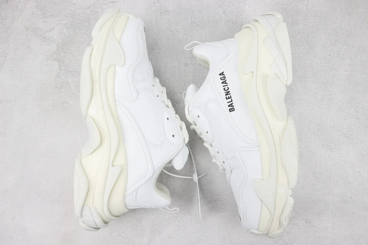 Balenciaga Triple S Sneakers Chunky Blanches 2