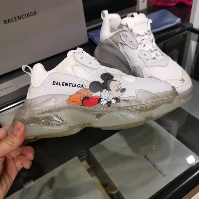 Balenciaga Triple S بيضاء Mickey Mouse حذاء chunky 5